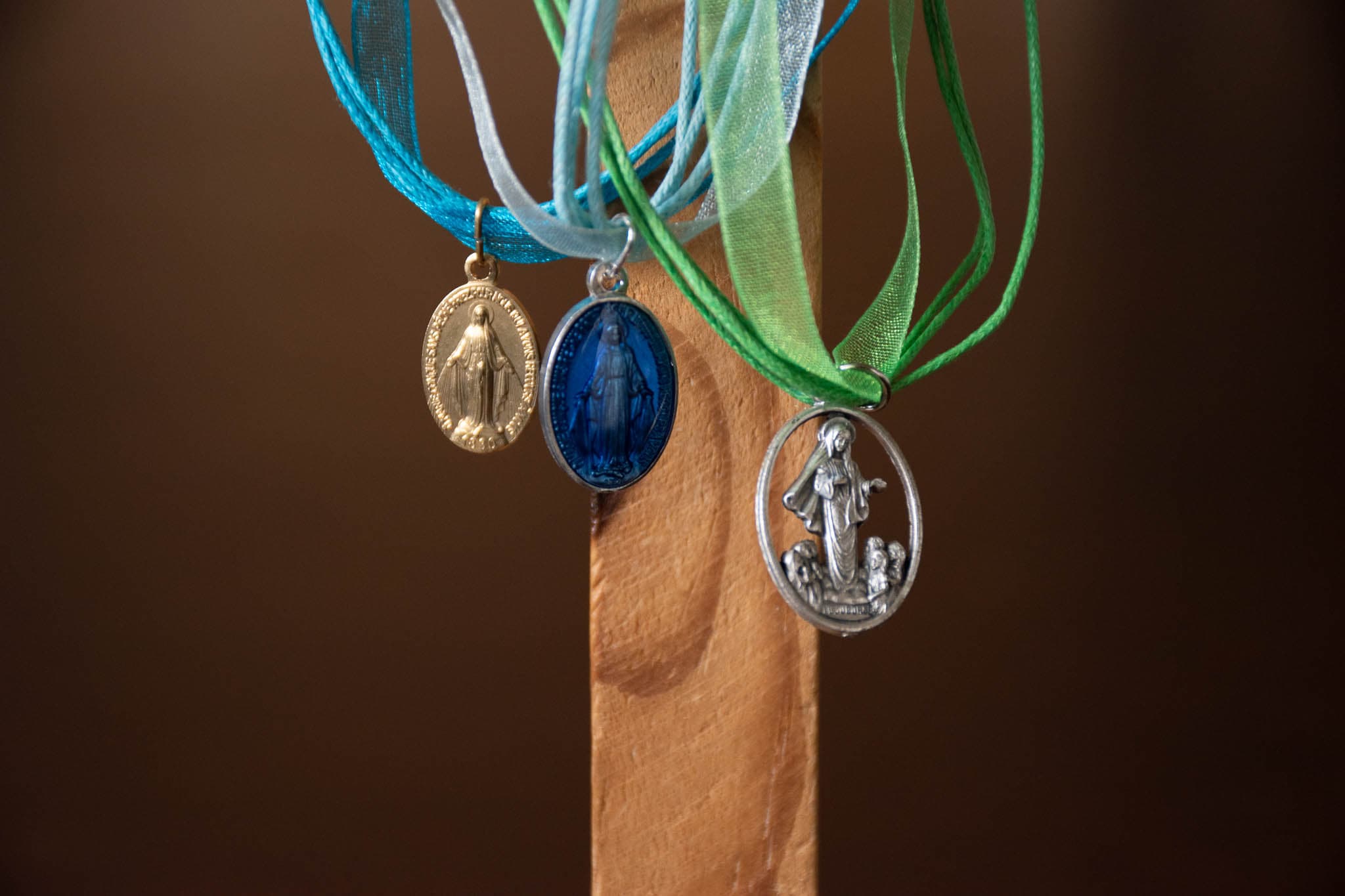 Collier – Bracelet médaille